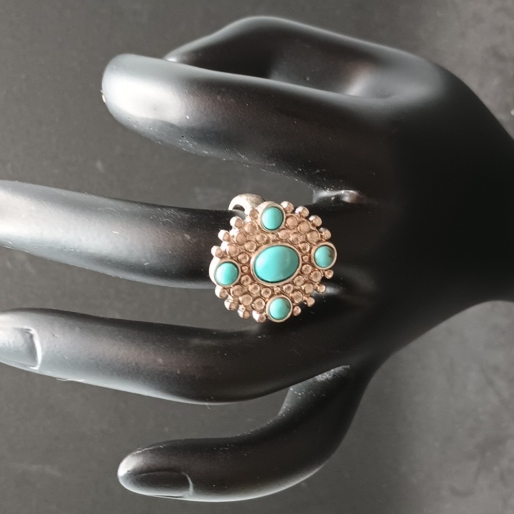 Lucky Brand size 7 faux turquoise ring